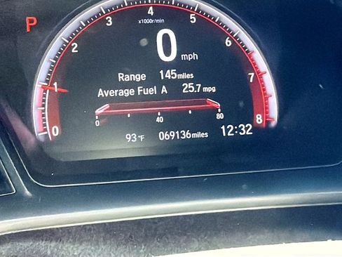 Used 2019 Honda Civic Sport image 8