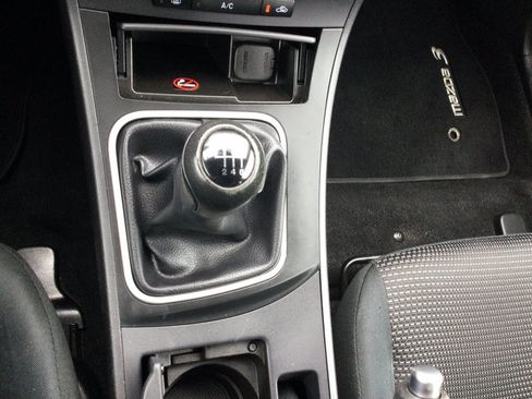 Used 2012 MAZDA MAZDA3 i Touring FWD image 32