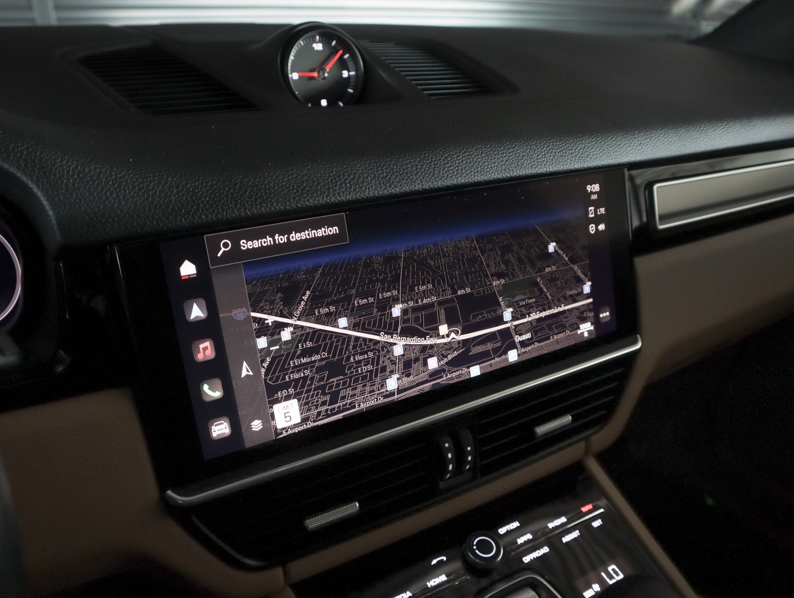 Certified 2023 Porsche Cayenne Platinum Edition AWD/4WD image 22
