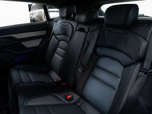 Used 2024 Porsche Taycan GTS image 22