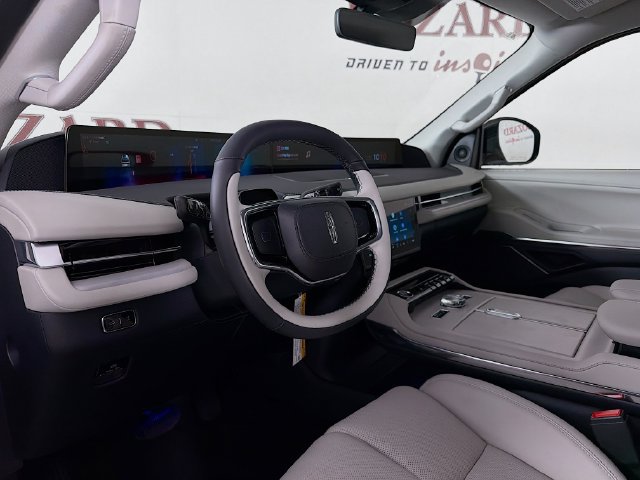 New 2026 Lincoln Navigator Premiere AWD/4WD image 9
