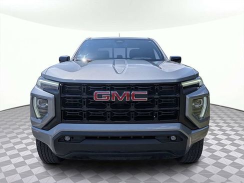 Used 2025 GMC Canyon Elevation w/ Convenience Package AWD/4WD image 9