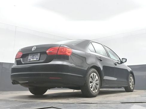 Used 2014 Volkswagen Jetta S FWD image 32