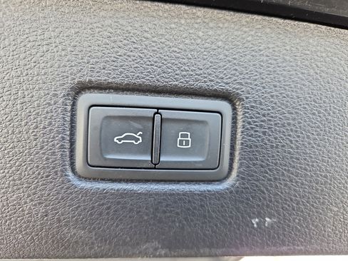 Used 2021 Audi Q7 3.0T Premium Plus image 28