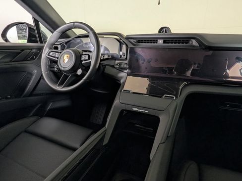 New 2026 Porsche Cayenne Electric AWD/4WD image 23