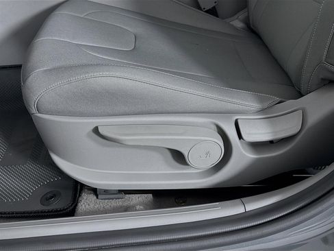 New 2026 Hyundai Elantra SEL Sport FWD image 20