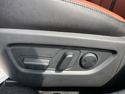 New 2025 MAZDA CX-50 Meridian Edition w/ Weather Package image 17