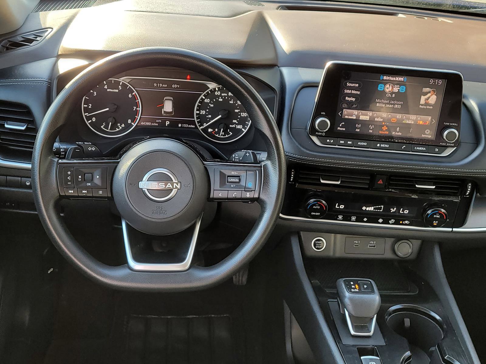 Used 2022 Nissan Rogue SV AWD/4WD image 17