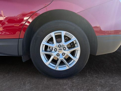 Used 2023 Chevrolet Equinox LT image 25