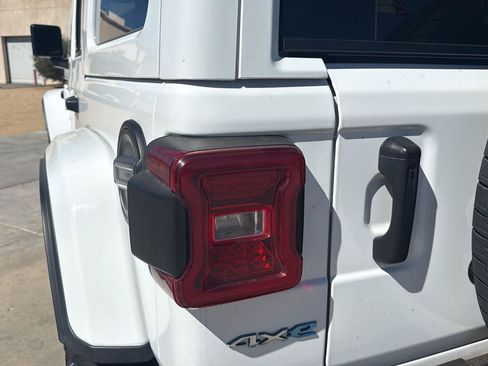 Certified 2024 Jeep Wrangler Unlimited Sahara AWD/4WD image 14