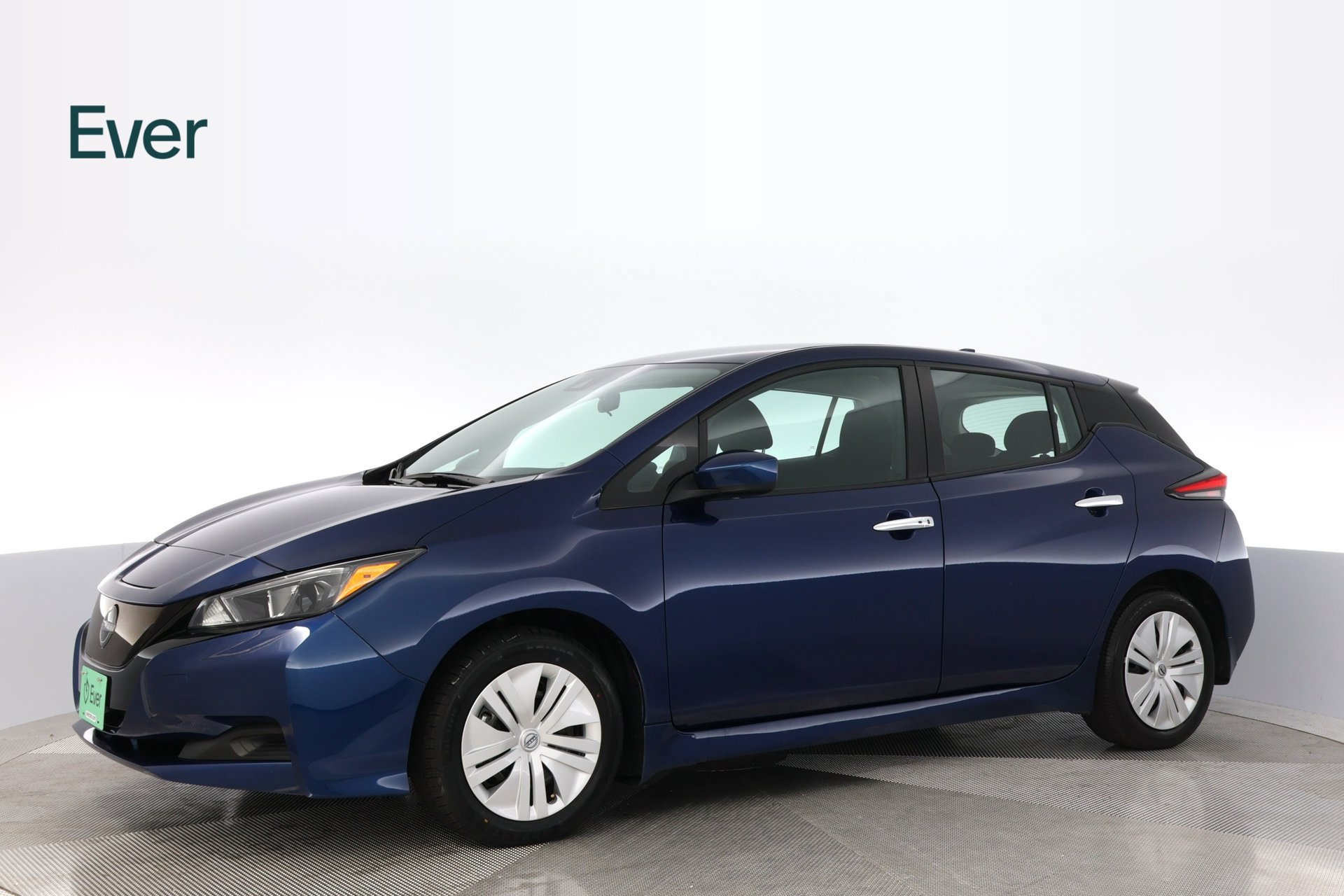 Used 2025 Nissan Leaf S FWD image 18