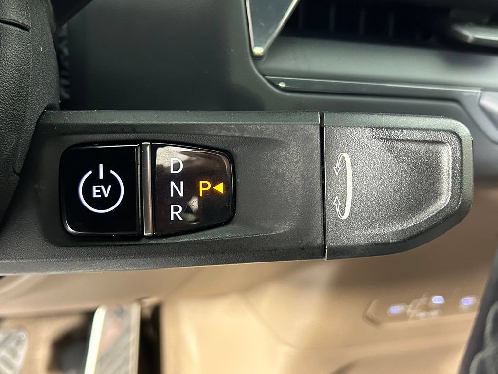 Used 2024 Kia EV9 GT-Line AWD/4WD image 30