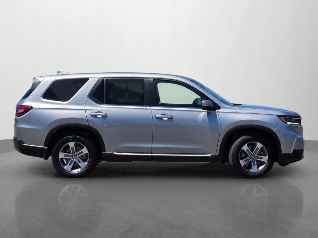 Used 2023 Honda Pilot EX-L image 7