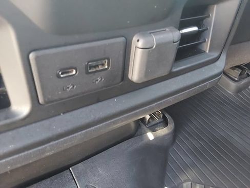 Used 2021 Chevrolet Silverado 1500 RST AWD/4WD image 5