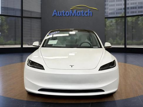 Used 2025 Tesla Model 3 Long Range RWD image 2