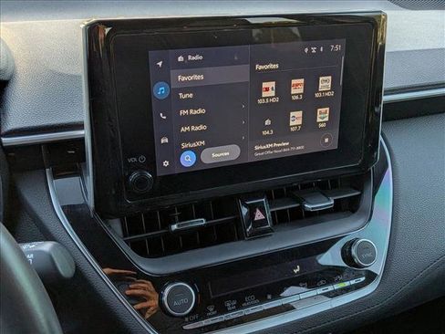 Certified 2024 Toyota Corolla Cross XSE w/ Convenience Package image 14