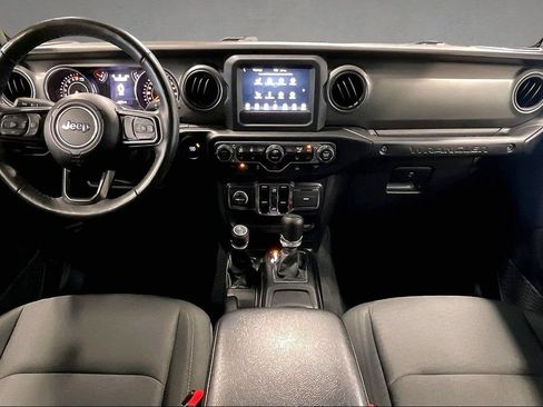 Used 2022 Jeep Wrangler Unlimited Sport AWD/4WD image 8