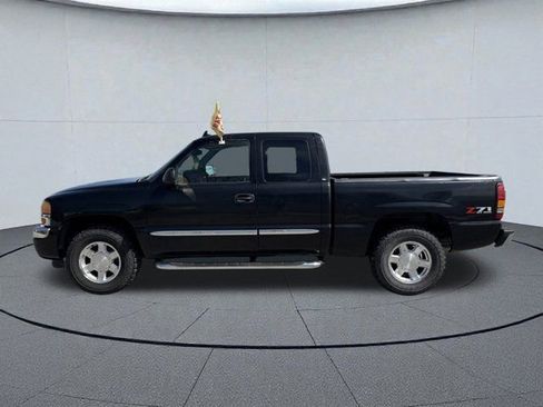 Used 2006 GMC Sierra 1500 SLE w/ Light Duty Power Package image 2