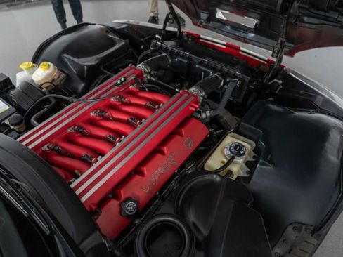 Used 2002 Dodge Viper GTS image 28