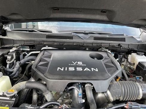 Used 2025 Nissan Armada PRO-4X w/ Pro-4X Premium Package AWD/4WD image 23