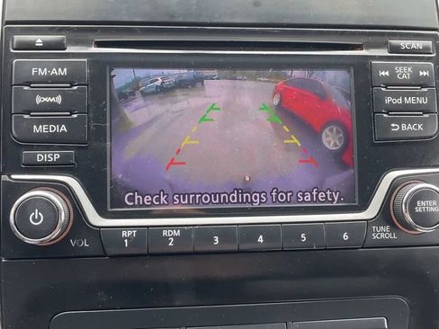 Used 2018 Nissan Frontier SV AWD/4WD image 25