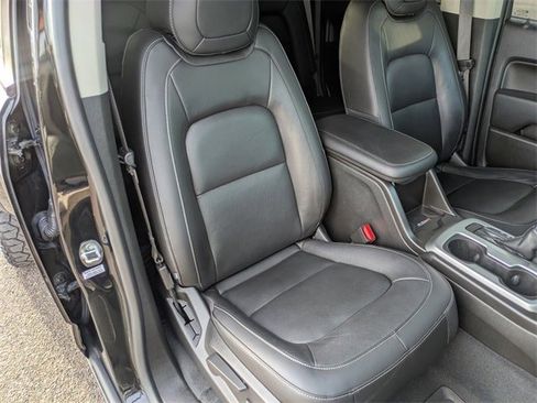 Used 2022 Chevrolet Colorado ZR2 image 11