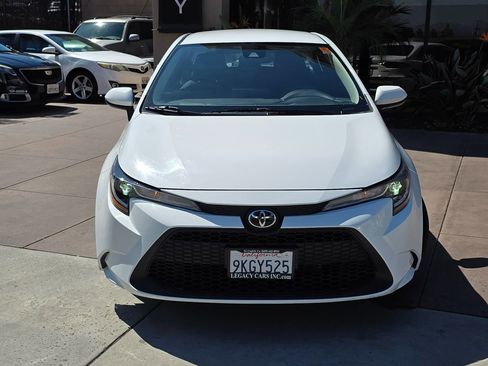 Used 2022 Toyota Corolla LE image 6