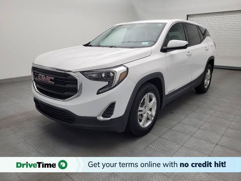 Used 2020 GMC Terrain SLE FWD image 1