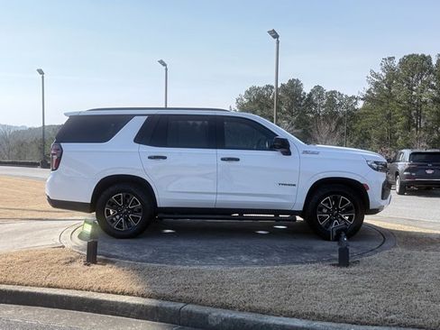 Used 2022 Chevrolet Tahoe Z71 w/ Luxury Package image 8