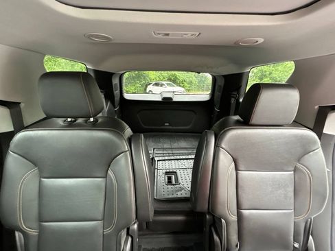 Used 2019 Chevrolet Traverse LT AWD/4WD image 29
