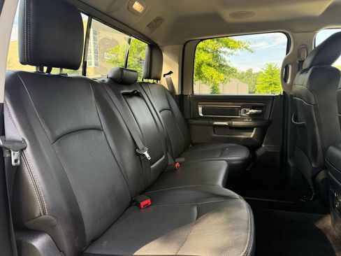 Used 2016 RAM 1500 Laramie AWD/4WD image 40