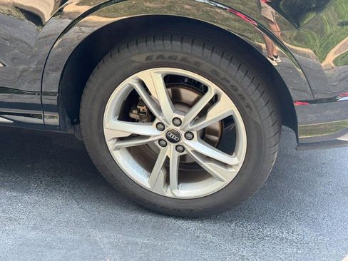 Used 2024 Audi Q3 2.0T Premium Plus w/ Premium Plus Package image 5