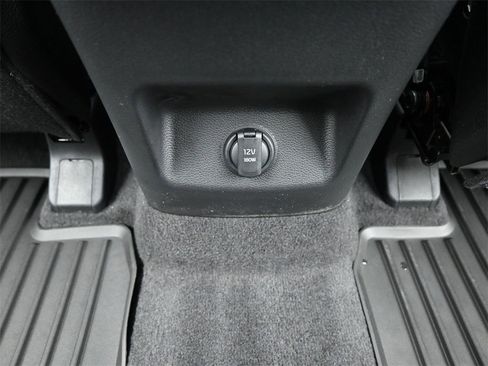 New 2025 Kia Telluride S image 13