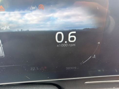 Used 2023 Kia Sportage SX image 28