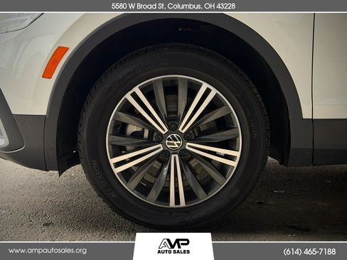 Used 2024 Volkswagen Tiguan SE AWD/4WD image 30