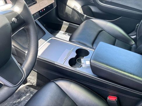 Used 2022 Tesla Model 3 Long Range AWD/4WD image 18