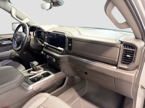Used 2023 Chevrolet Silverado 1500 LTZ w/ Technology Package AWD/4WD image 25