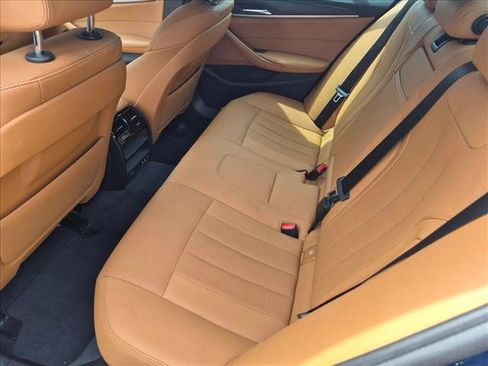 Used 2021 BMW 530i RWD image 18