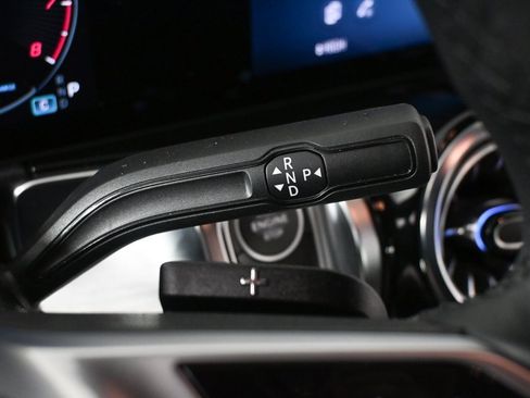 Certified 2025 Mercedes-Benz GLB 250 image 16