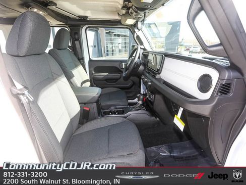New 2026 Jeep Wrangler Unlimited Sport AWD/4WD image 18