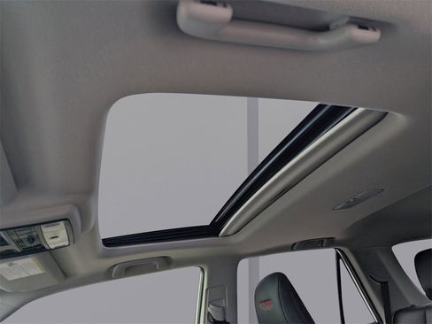 Used 2023 Toyota 4Runner TRD Off-Road Premium image 19