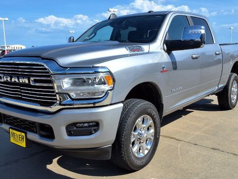 Used 2024 RAM 2500 Laramie w/ Safety Group AWD/4WD image 6