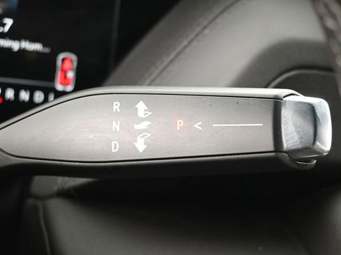 Used 2025 GMC Yukon Denali AWD/4WD image 31