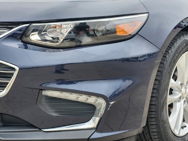 Used 2016 Chevrolet Malibu LT FWD image 9
