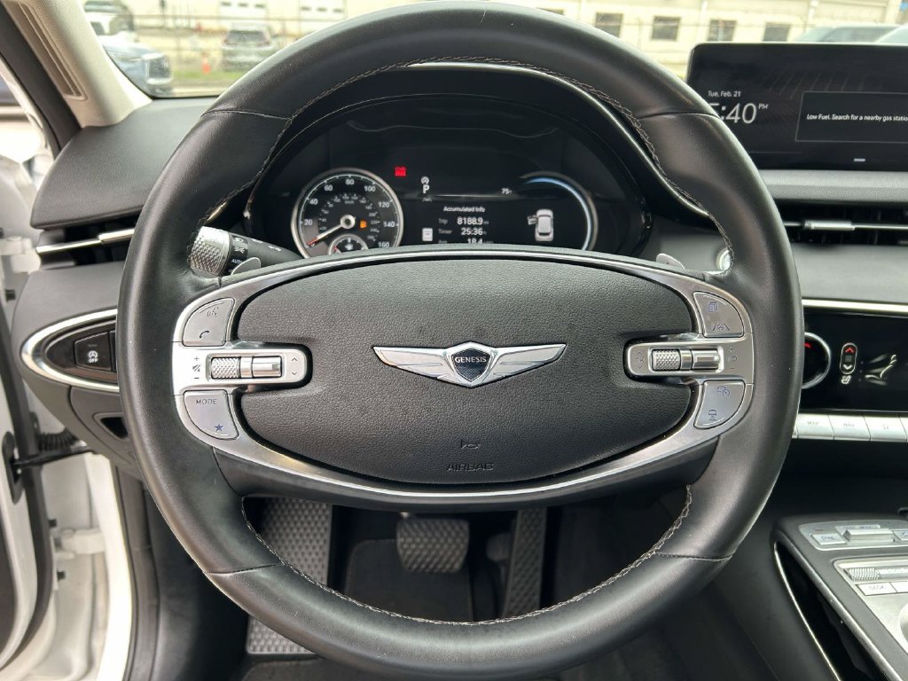 Used 2025 Genesis GV70 2.5T AWD/4WD image 18