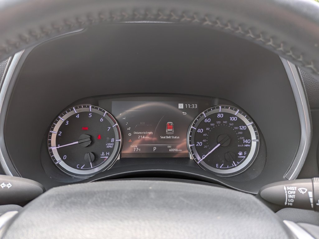 Used 2023 Toyota Highlander XLE FWD image 16