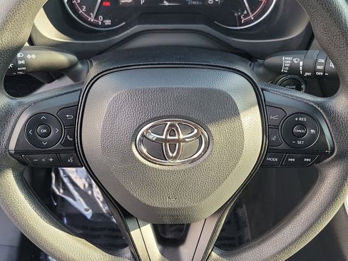 Certified 2025 Toyota RAV4 XLE AWD/4WD image 22