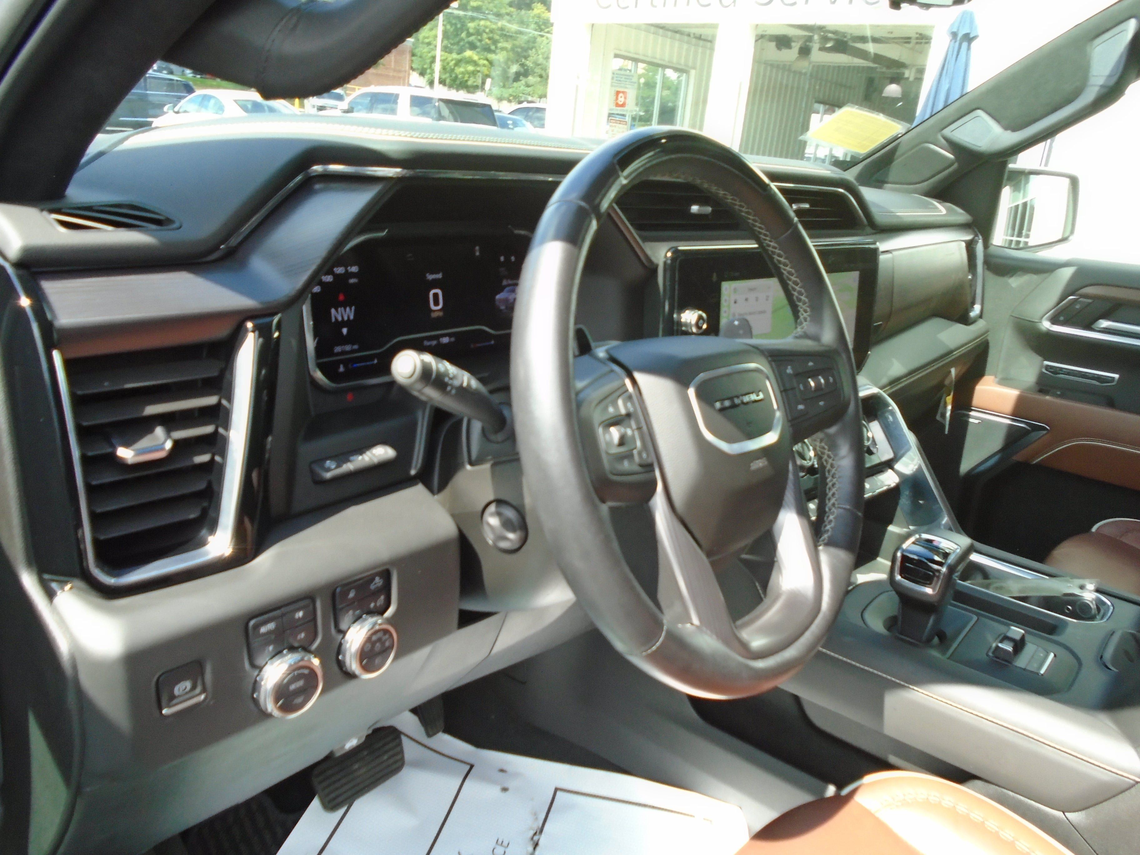 Certified 2025 GMC Sierra 1500 Denali Ultimate AWD/4WD image 55