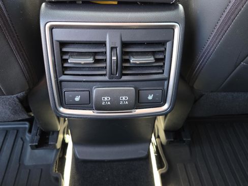 Used 2019 Subaru Forester Touring w/ Popular Package #3 image 13