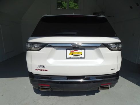 Used 2020 Chevrolet Traverse Premier w/ Redline Edition AWD/4WD image 23